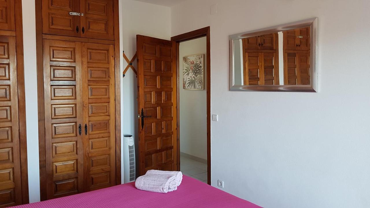 Rosalalinda - Cosy Semi-Detached Home With Sea Views And Large Terrace Морайра Экстерьер фото